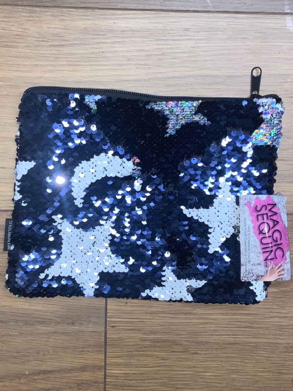 NWT Magic Flippable Sequin Star and Moon Pouch
